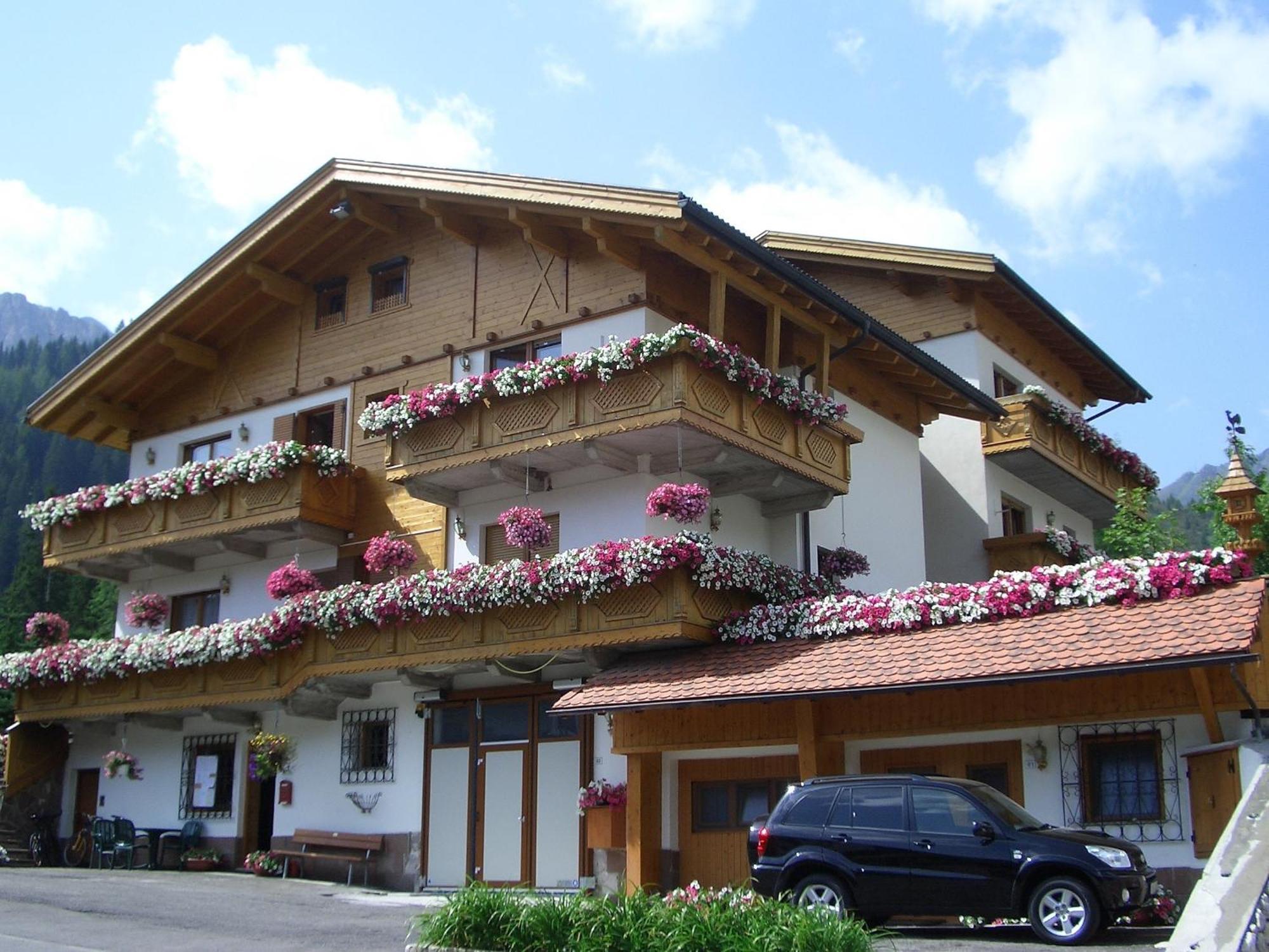 Chalet Belvedere Arabba Exterior photo